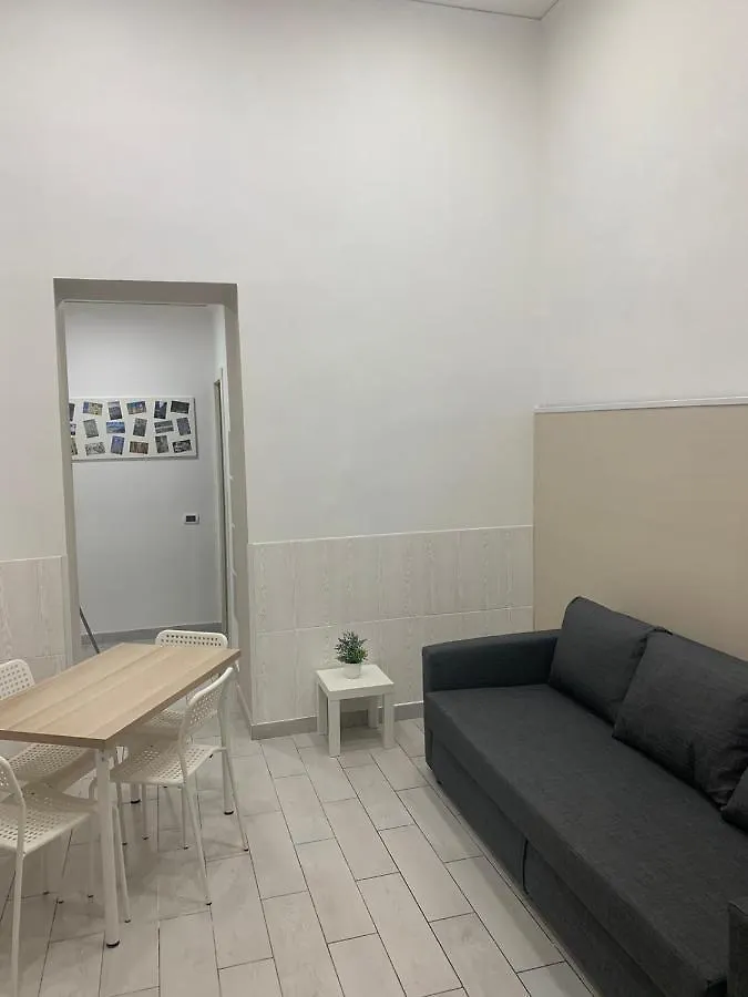 דירות נאפולי Basso21 איטליה