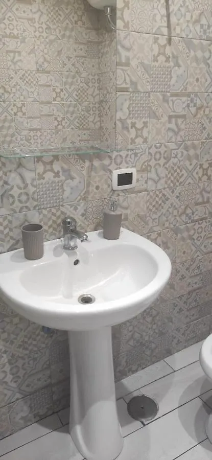 דירות נאפולי Basso21