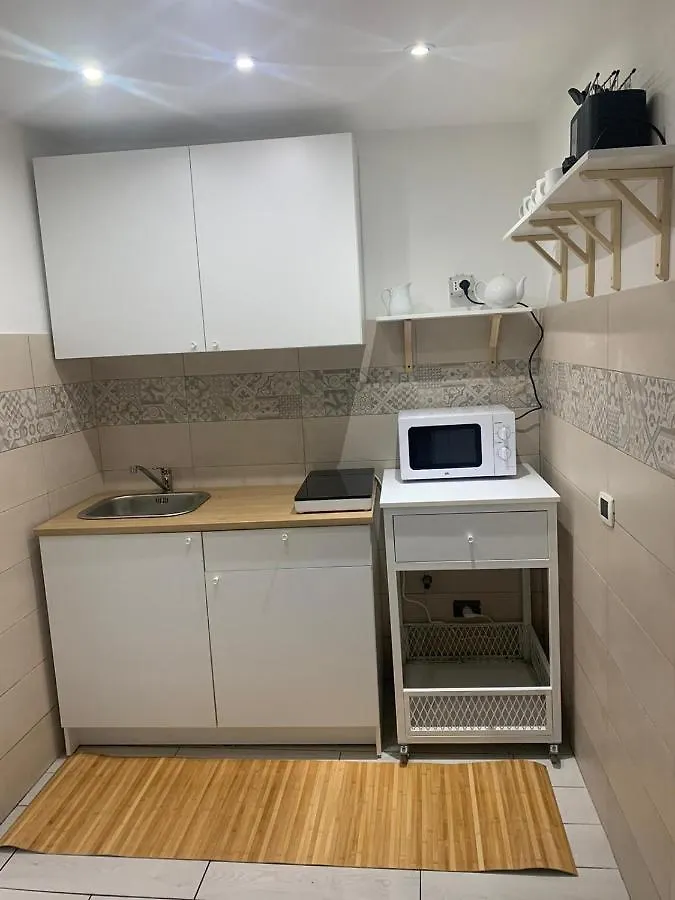 דירות נאפולי Basso21
